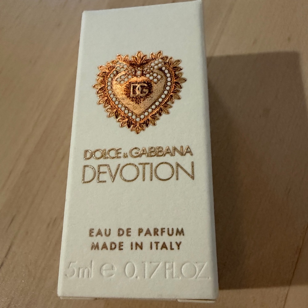 Dolce and Gabbana devotion set new 0.17 - Picture 2 of 3